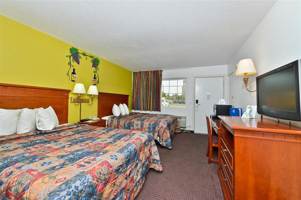 Americas Best Value Inn Hazlehurst Room photo